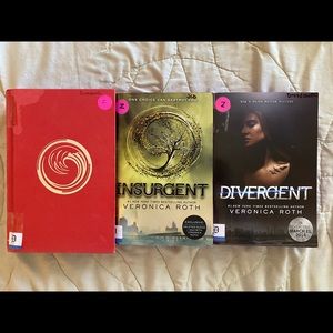 Divergent Trilogy Book Series